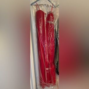 Blondie nites red strapless dress